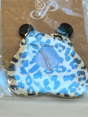Plunder Black and Cream Leopard animal print earrings
